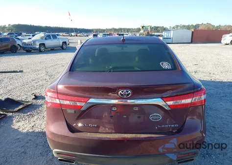 2015 Toyota Avalon Limited z USA, uszkodzony, nr VIN 4T1BK1EB6FU184974